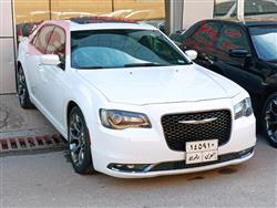 کرایسلەر 300